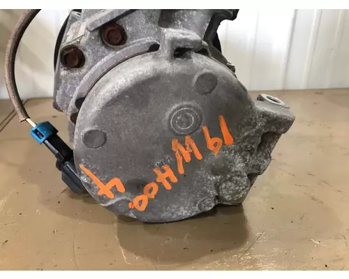 Freightliner CASCADIA Air Conditioner Compressor