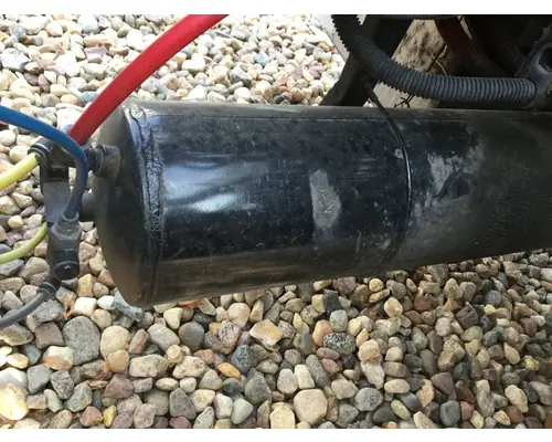 Freightliner CASCADIA Air Tank