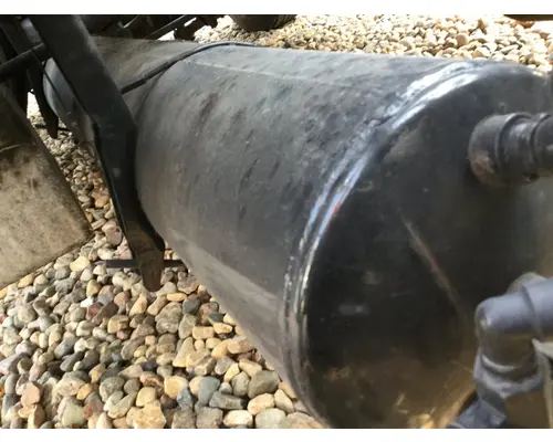 Freightliner CASCADIA Air Tank