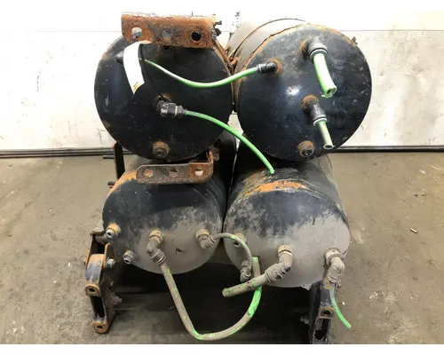 Freightliner CASCADIA Air Tank