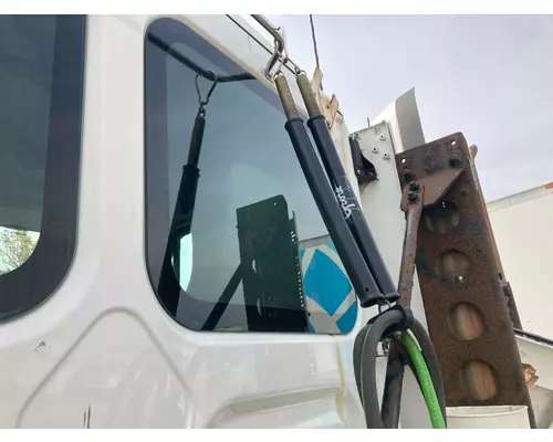 Freightliner CASCADIA Back Glass