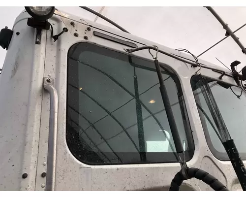 Freightliner CASCADIA Back Glass