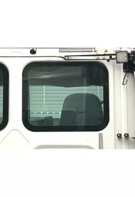 Freightliner CASCADIA Back Glass