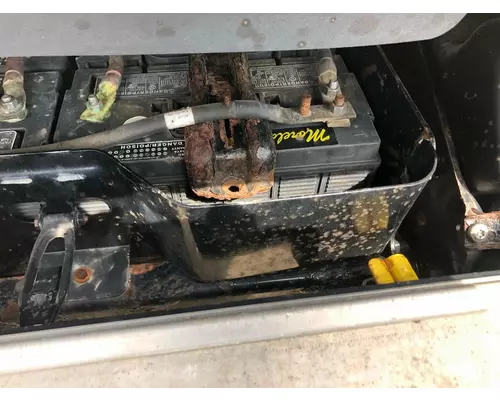 Freightliner CASCADIA Battery Box