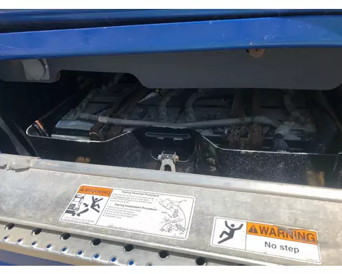 Freightliner CASCADIA Battery Box