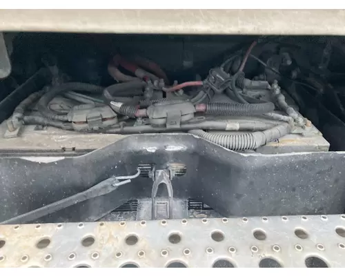 Freightliner CASCADIA Battery Box