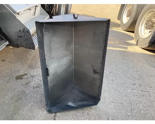 Freightliner CASCADIA Battery Box