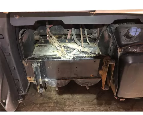 Freightliner CASCADIA Battery Box