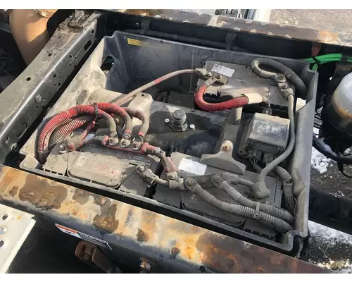 Freightliner CASCADIA Battery Box