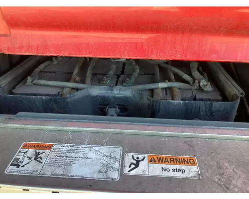 Freightliner CASCADIA Battery Box