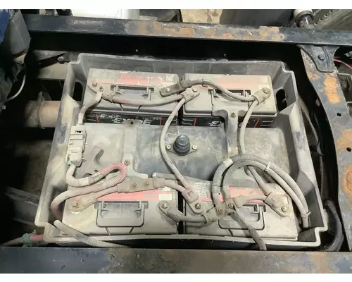 Freightliner CASCADIA Battery Box