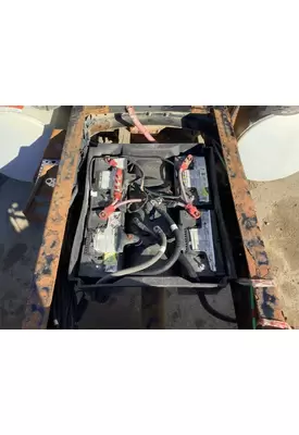 Freightliner CASCADIA Battery Box