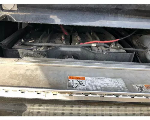 Freightliner CASCADIA Battery Box