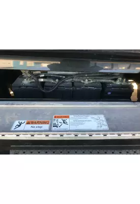 Freightliner CASCADIA Battery Box