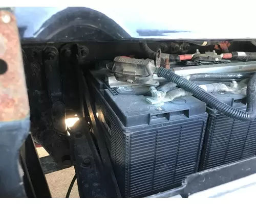 Freightliner CASCADIA Battery Box