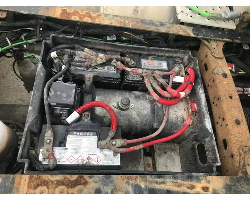 Freightliner CASCADIA Battery Box