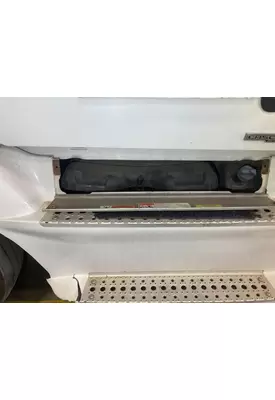 Freightliner CASCADIA Battery Box