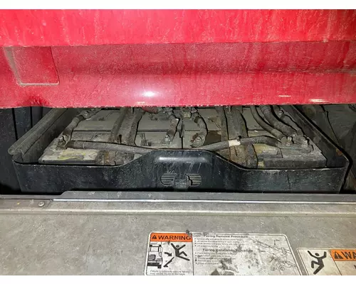 Freightliner CASCADIA Battery Box