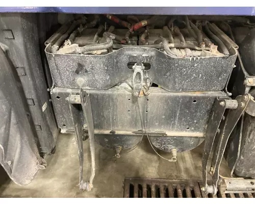 Freightliner CASCADIA Battery Box