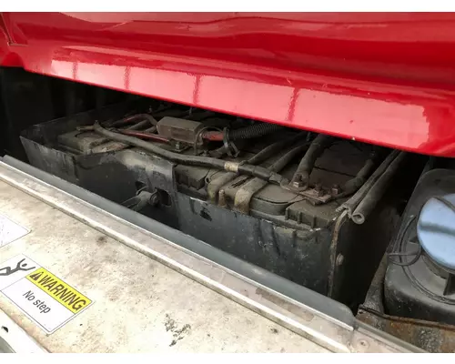 Freightliner CASCADIA Battery Box