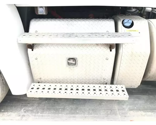 Freightliner CASCADIA Battery Box