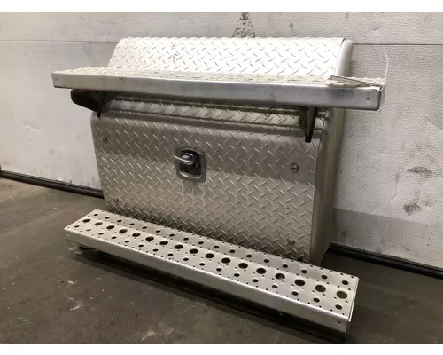 Freightliner CASCADIA Battery Box