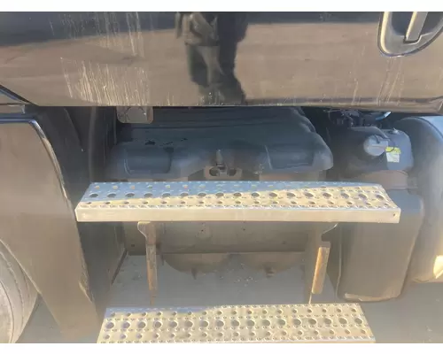 Freightliner CASCADIA Battery Box