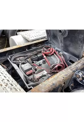 Freightliner CASCADIA Battery Box