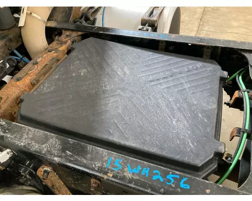 Freightliner CASCADIA Battery Box