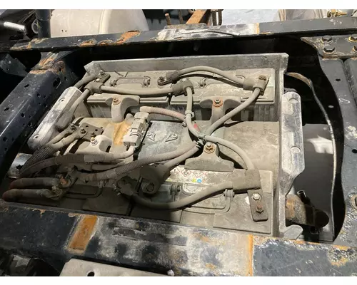 Freightliner CASCADIA Battery Box