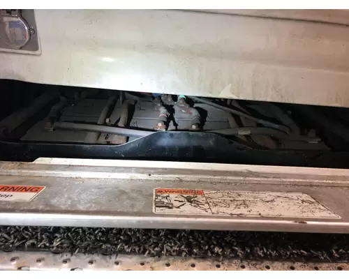 Freightliner CASCADIA Battery Box