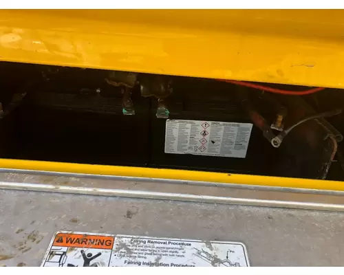 Freightliner CASCADIA Battery Box