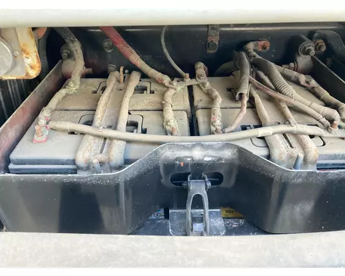 Freightliner CASCADIA Battery Box