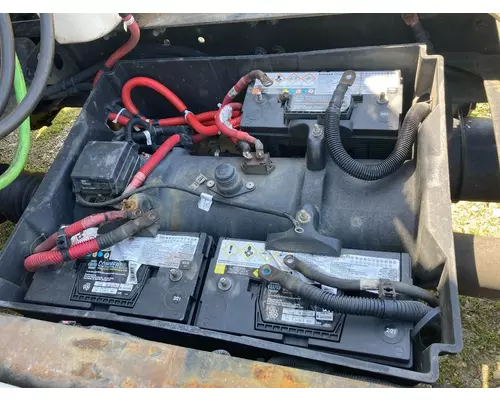 Freightliner CASCADIA Battery Box