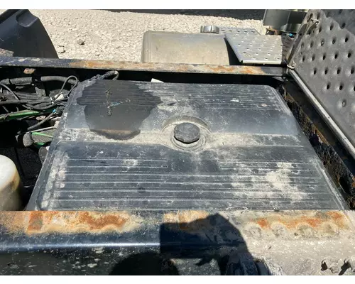 Freightliner CASCADIA Battery Box