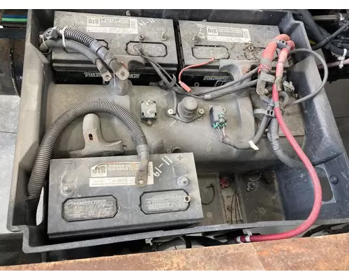 Freightliner CASCADIA Battery Box