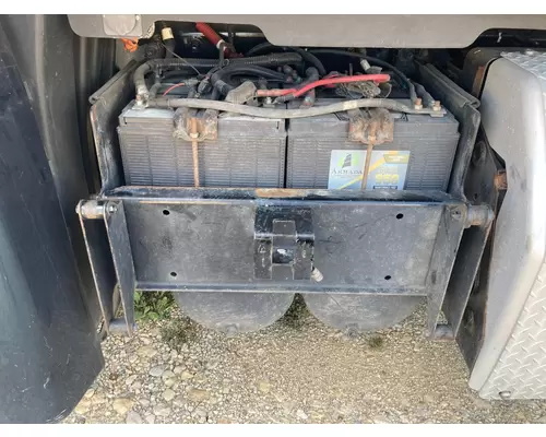 Freightliner CASCADIA Battery Box