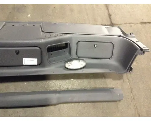 Freightliner CASCADIA Body, Misc. Parts