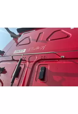 Freightliner CASCADIA Body, Misc. Parts