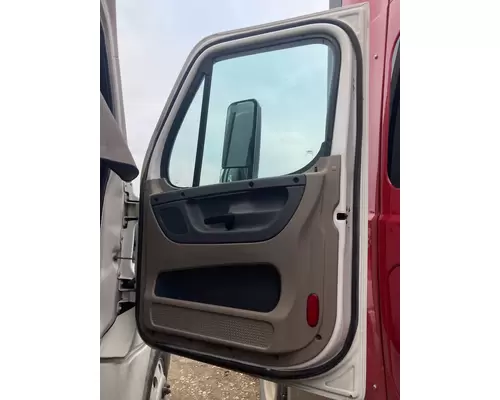 Freightliner CASCADIA Body, Misc. Parts