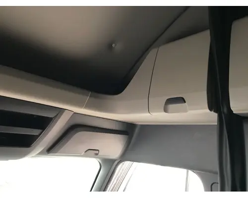 Freightliner CASCADIA Body, Misc. Parts