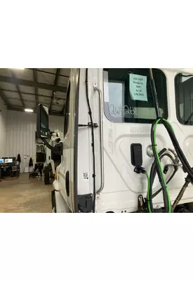 Freightliner CASCADIA Body, Misc. Parts
