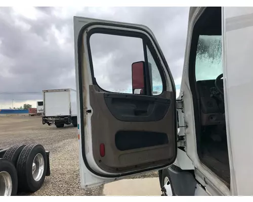 Freightliner CASCADIA Body, Misc. Parts