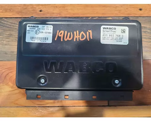 Freightliner CASCADIA Brake Control Module (ABS)