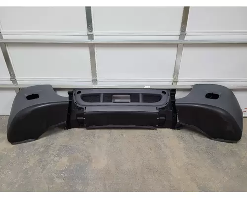 Freightliner CASCADIA Bumper Assembly, Front