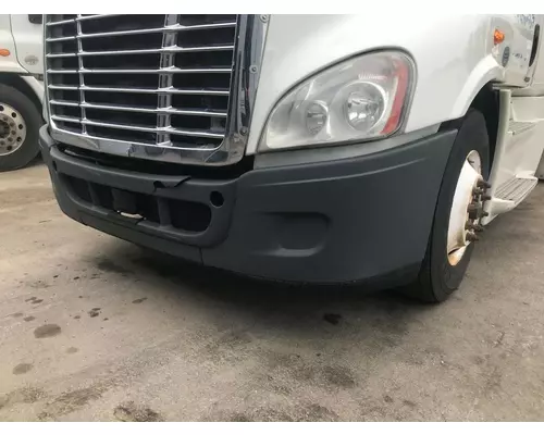 Freightliner CASCADIA Bumper Assembly, Front