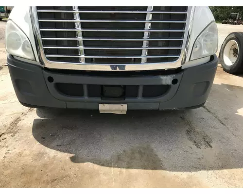 Freightliner CASCADIA Bumper Assembly, Front