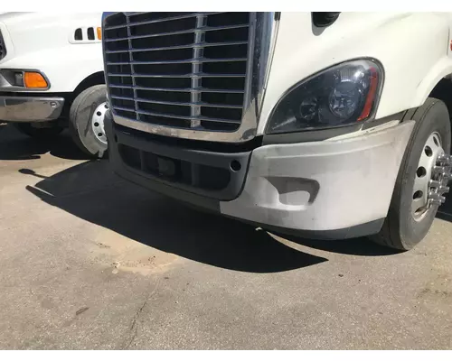 Freightliner CASCADIA Bumper Assembly, Front