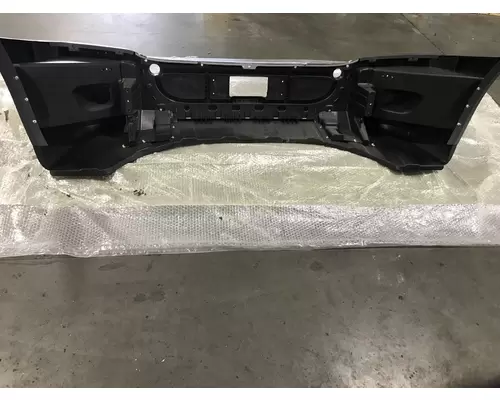 Freightliner CASCADIA Bumper Assembly, Front