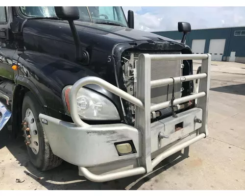 Freightliner CASCADIA Bumper Assembly, Front